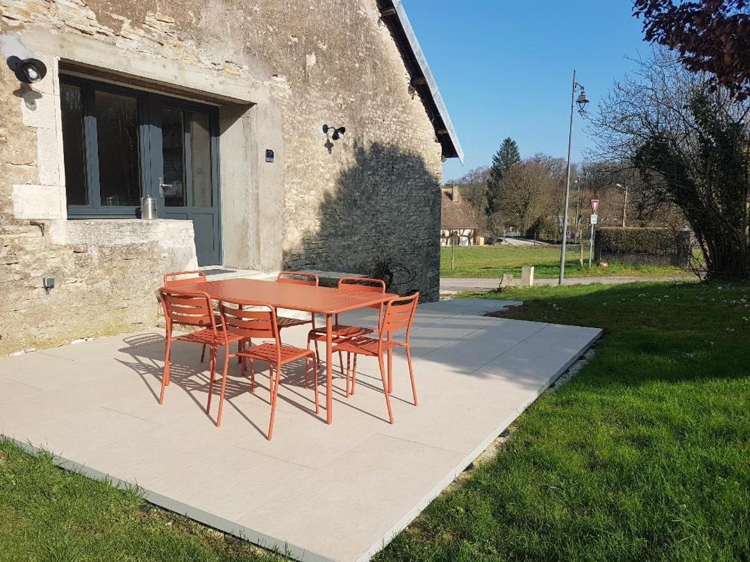 Le Cottage Sorans-les-Breurey Exteriör bild